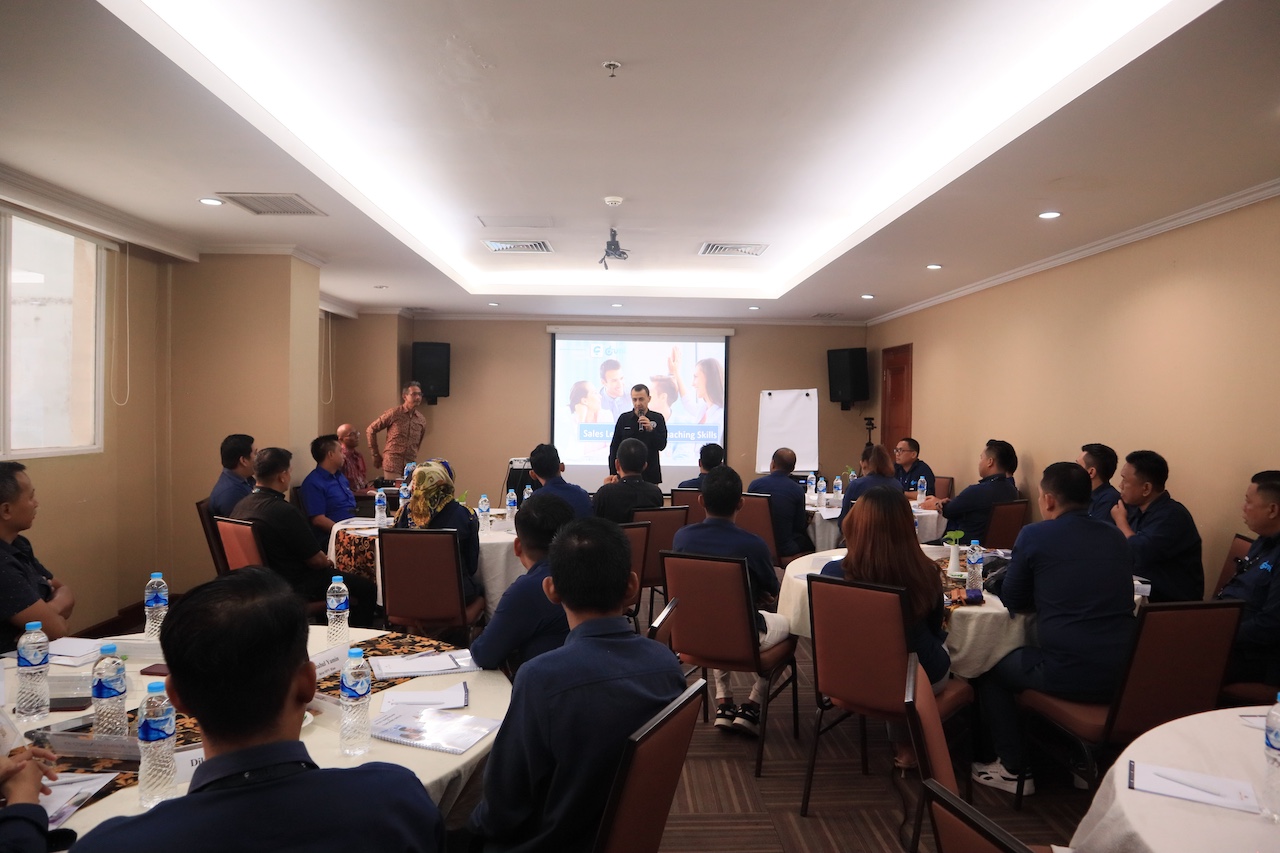 Salis internal workshop with presentation and discussion